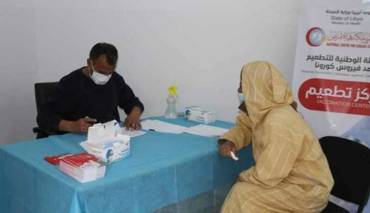 انطلاق حملة التطعيم ضد فيروس كورونا بمدينة سرت