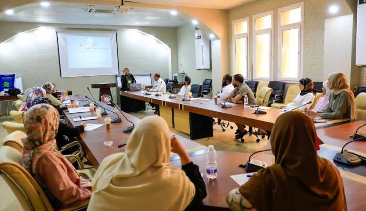 دورة تدريبية  في مجال إعداد التقارير